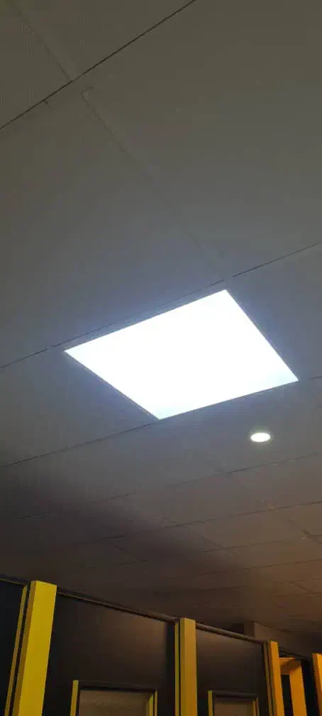 لامپ سقفی مربعی افتابی و مهتابی|لامپ و چراغ|ساری, |دیوار