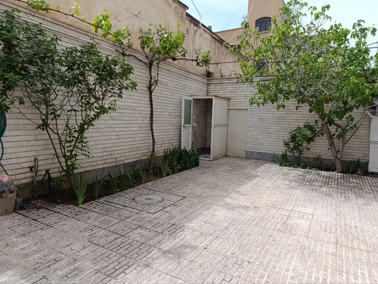 اجاره واحد ۱۱۰ متری مبله محدوده آبرسان/دانشجویی|اجارهٔ آپارتمان|تبریز, |دیوار