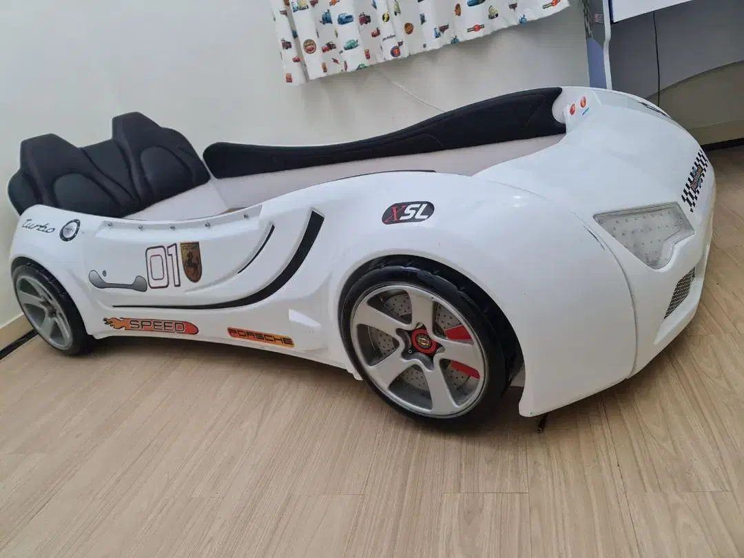 سرویس تخت ماشینی و میز تحریر آپادانا|تخت و سرویس خواب|اهواز, شهرک نفت|دیوار