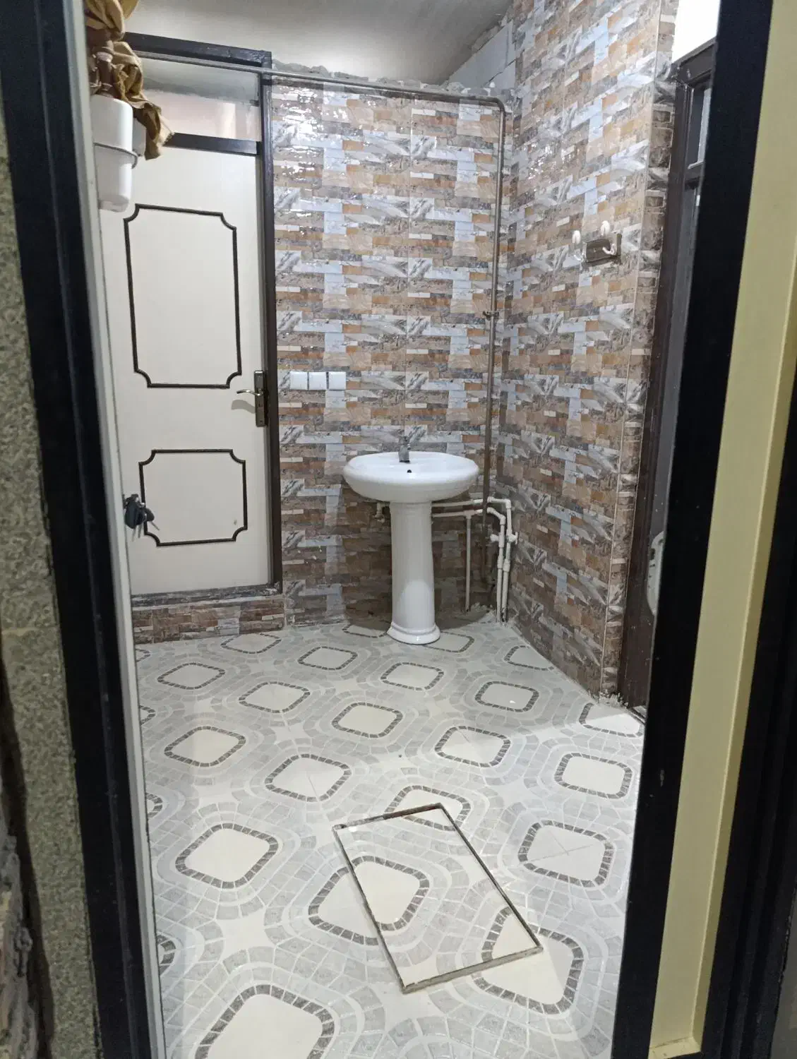 خانه دربست در خیابان مدنی طبقه اول|اجارهٔ خانه و ویلا|سلماس, |دیوار