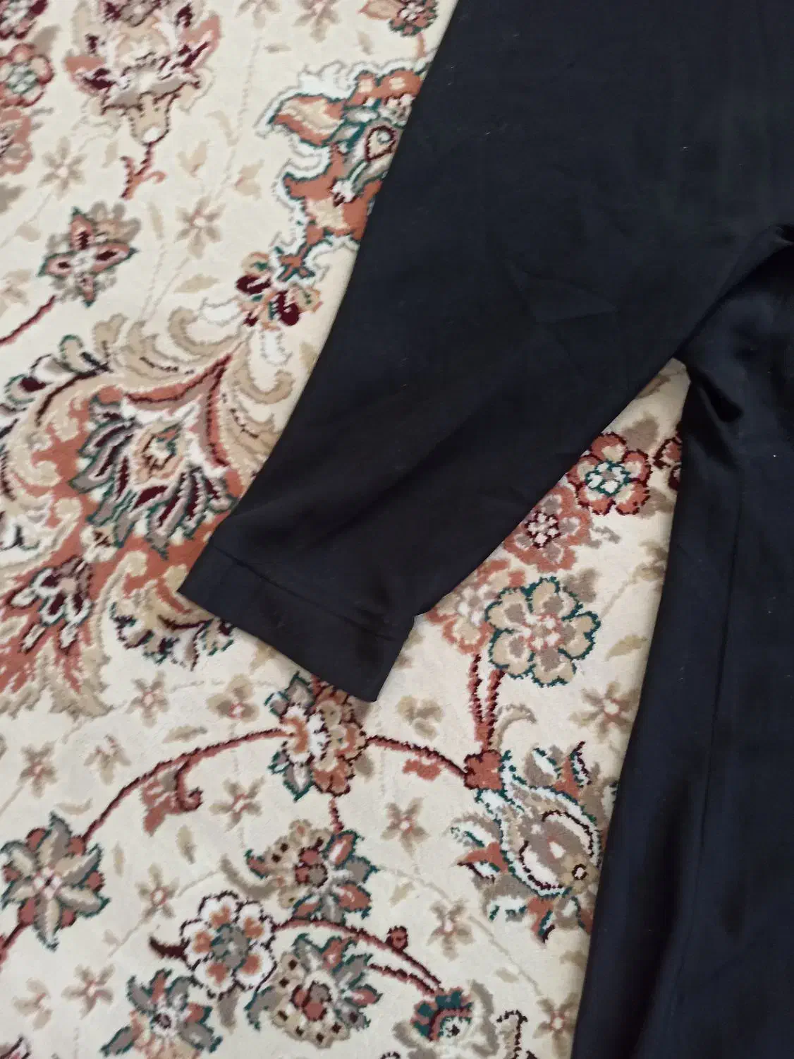 چادر مشکی|لباس|زنجان, |دیوار