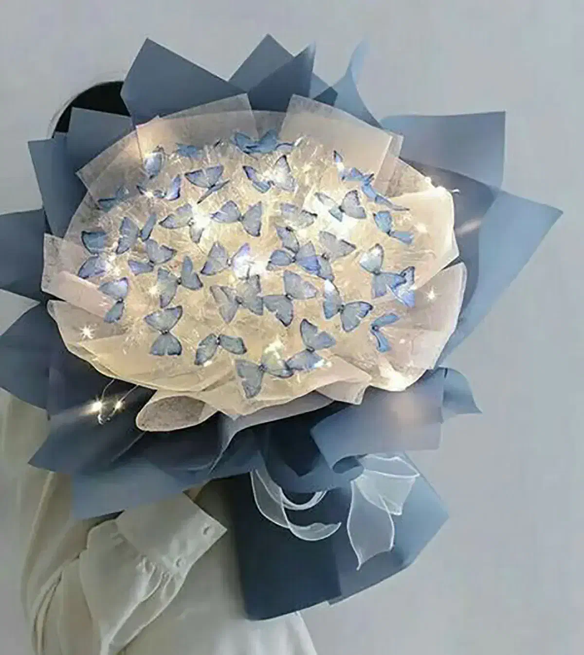 دسته گل پروانه ای|گل مصنوعی|اهواز, شهرک رزمندگان|دیوار