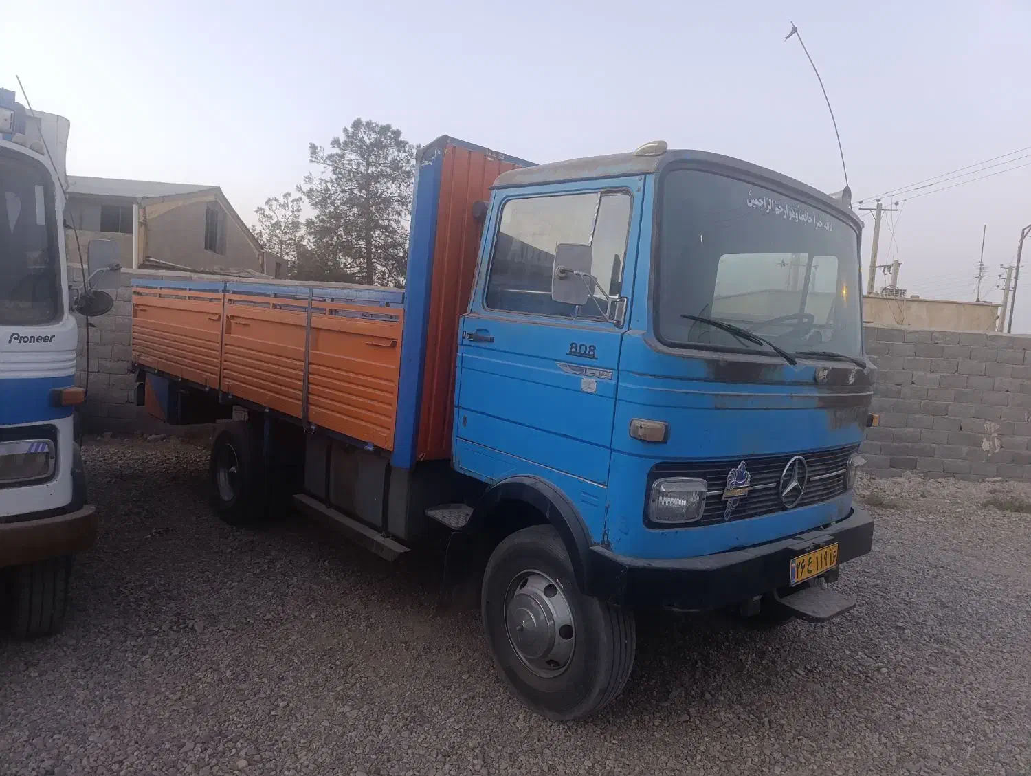 خاور ۸۰۸ مدل ۱۳۷۱ ( نمایشگاه کامیون سعادتمند)|خودرو سنگین|قم, خداکرم|دیوار