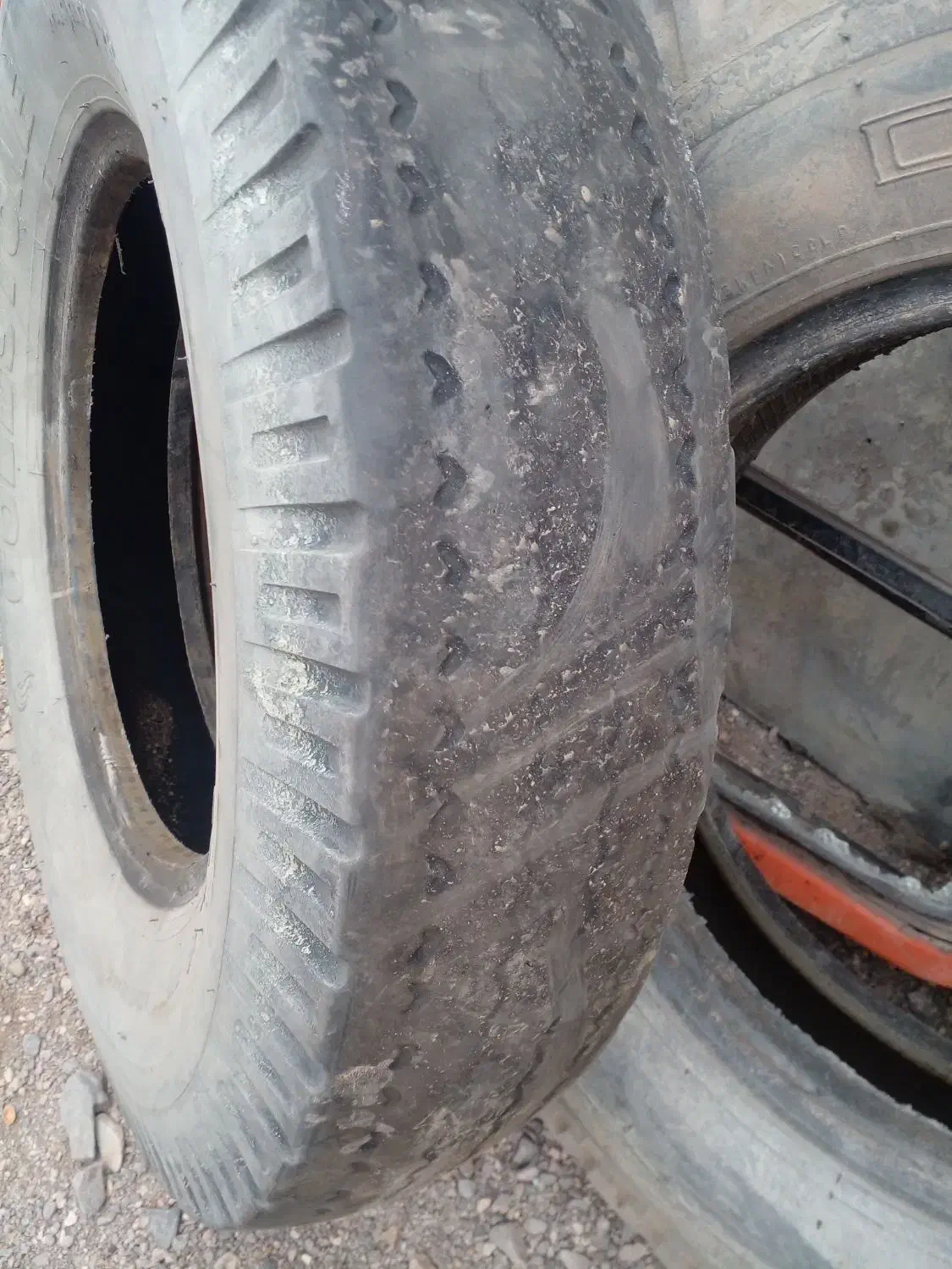 لاستیک ۷۰۰.۱۶|خودرو سنگین|رفسنجان, |دیوار