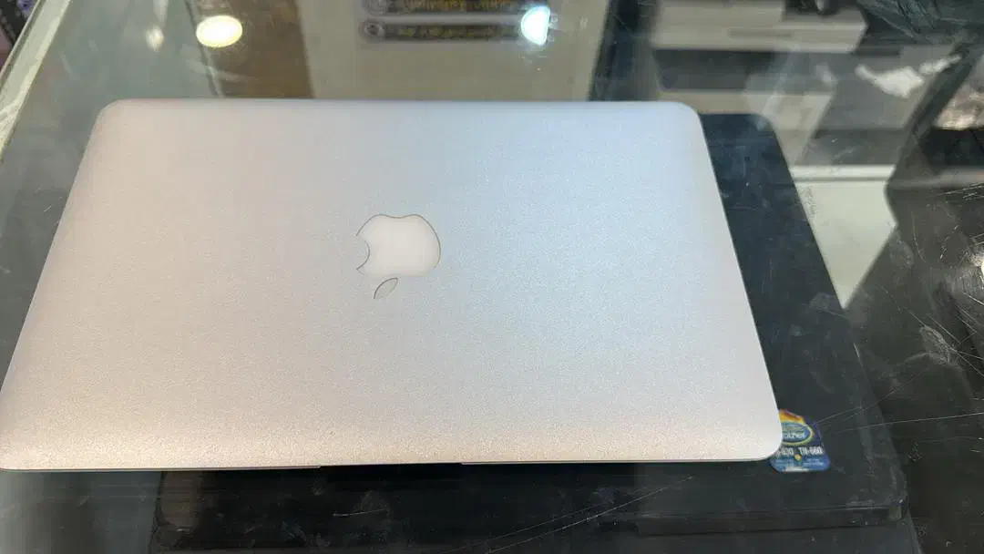 لپ تاپ مک بوک|رایانه همراه|شیراز, فرهنگ شهر|دیوار