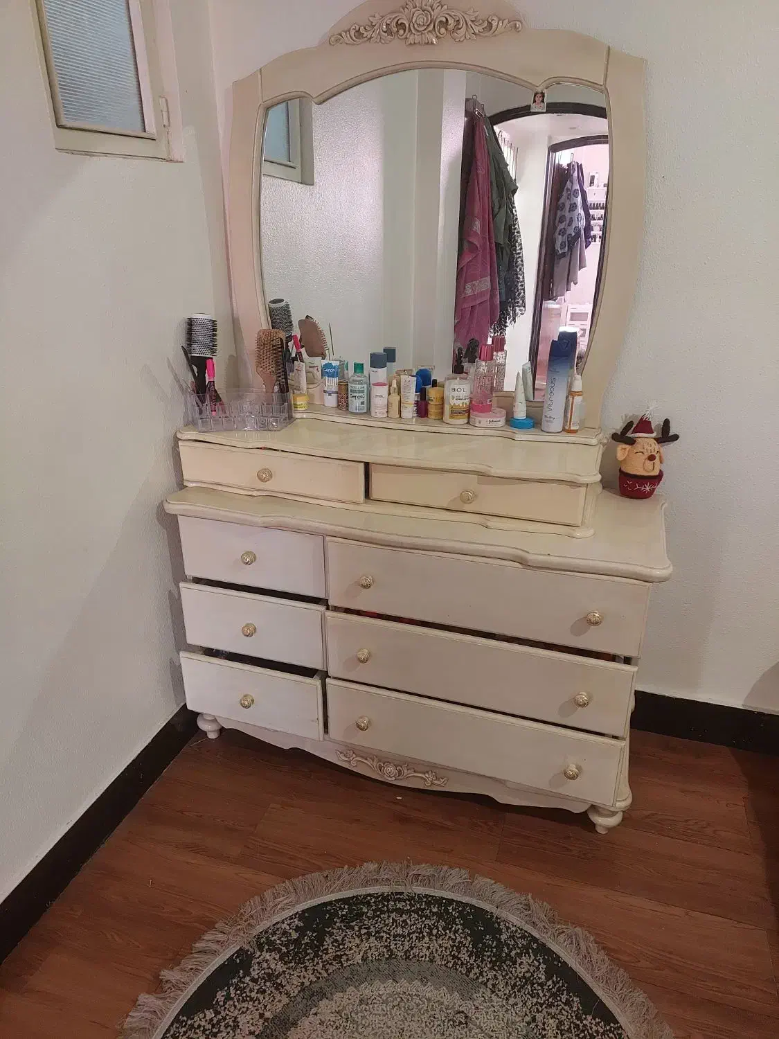 دراور|جاکفشی، کمد، دراور|شاهینشهر, عطار|دیوار