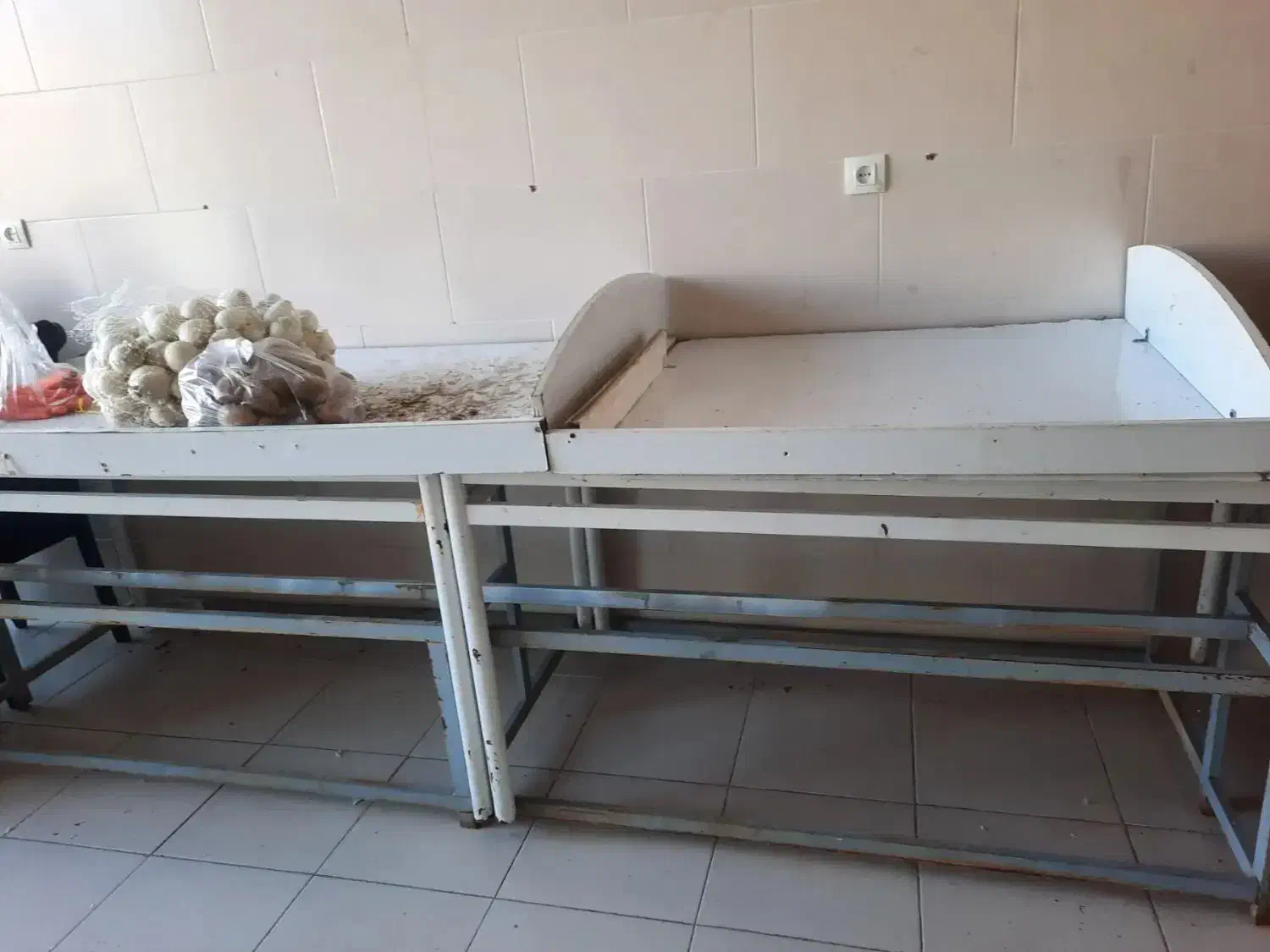 فروش استند میوه در تیران|فروشگاه و مغازه|تیران, |دیوار