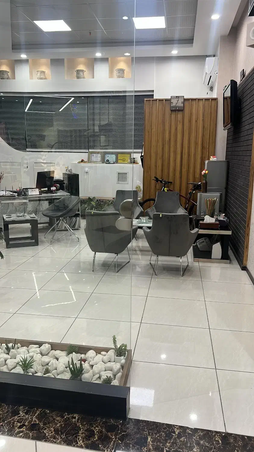 یک واحد تجاری در سیتی سنتر خانه کارگر|فروش مغازه و غرفه|شاهین‌شهر, خانه کارگر|دیوار