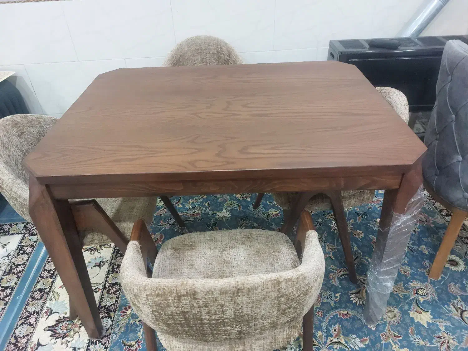 میز ناهار خوری چهار نفره|میز و صندلی غذاخوری|برازجان, |دیوار