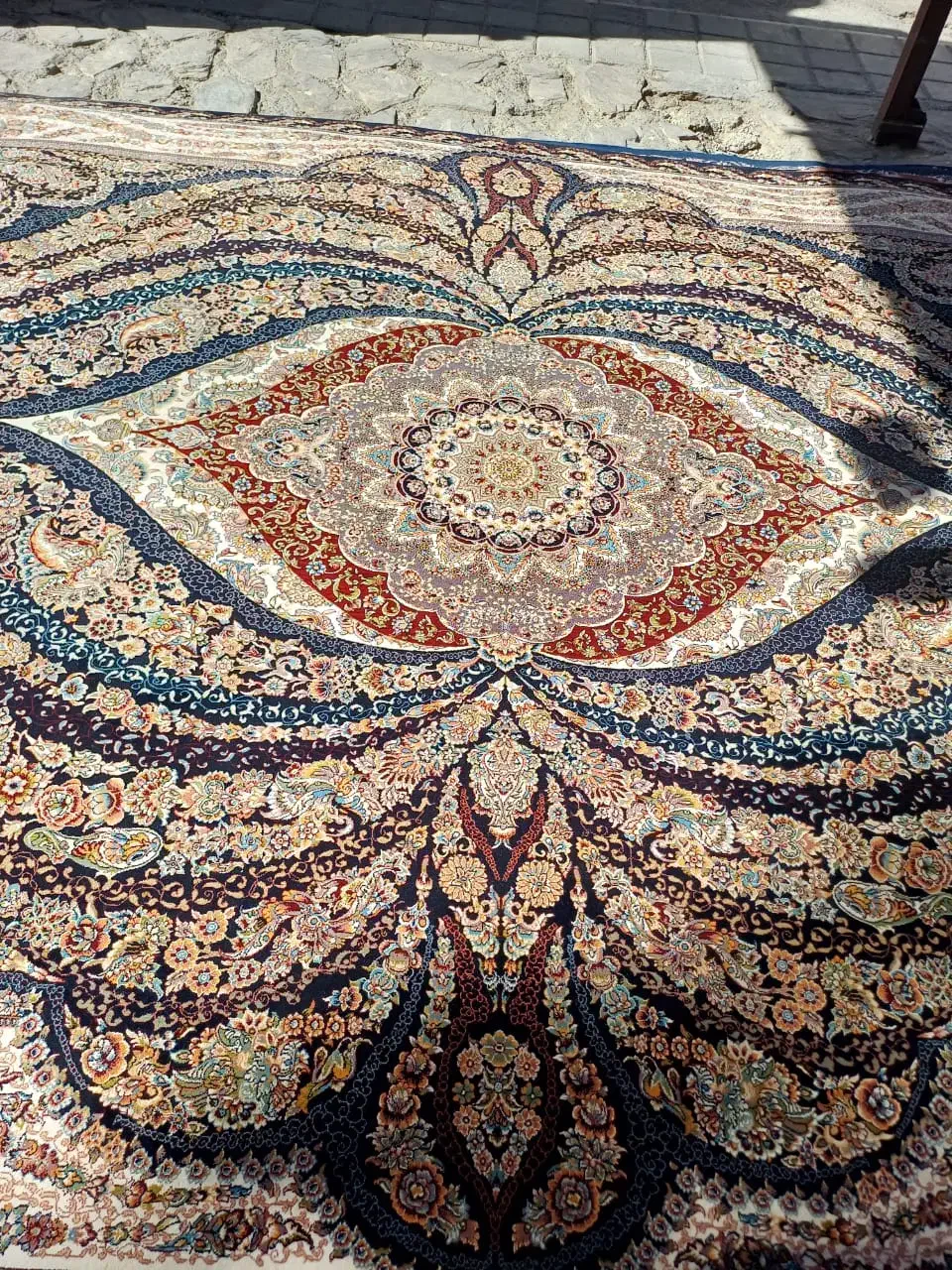 ازفروشگاه معتبرفرش دیدن فرمایید|فرش|زاهدان, |دیوار