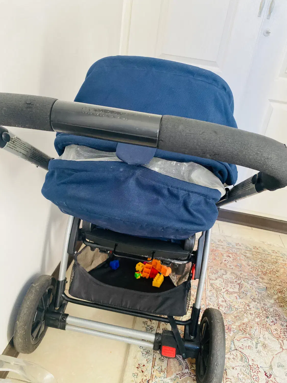 کالسکه مکسی کوزی|کالسکه و لوازم جانبی|اندیشه, اندیشه فاز ۱|دیوار