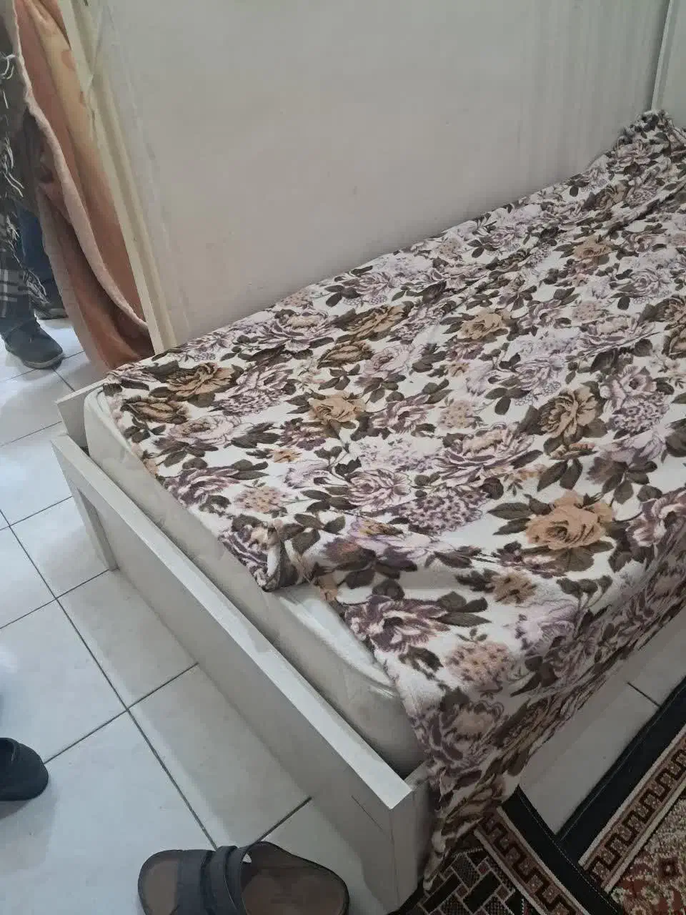 تخت و تشک|تخت و سرویس خواب|تهران, سلسبیل جنوبی|دیوار