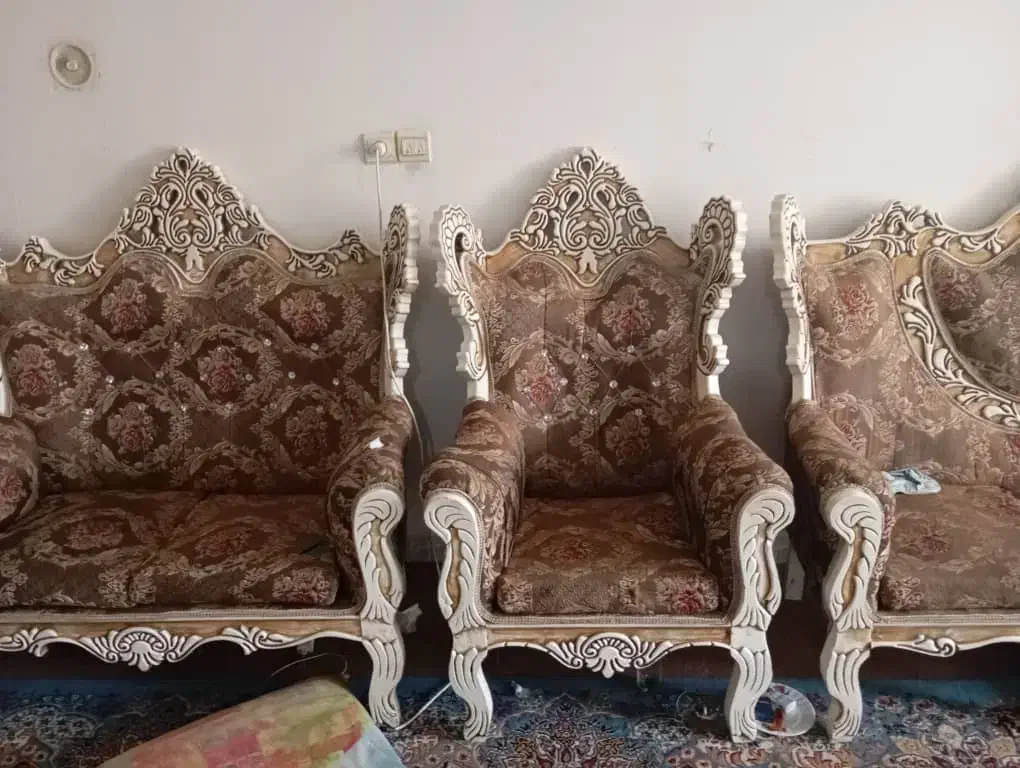 مبل 7نفره|مبلمان خانگی و میز عسلی|قم, شهید صیاد شیرازی|دیوار