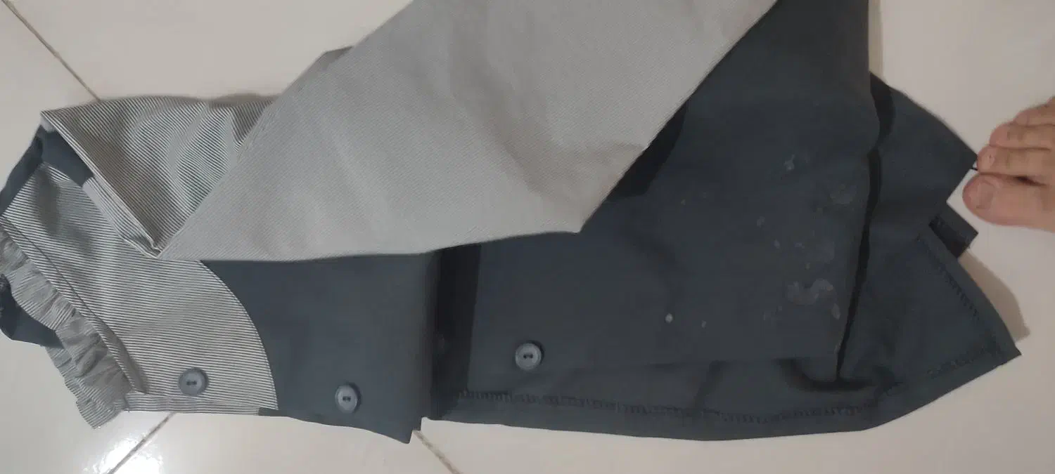 لباس فرم پیدا شده|اشیا|قدس, شهرک فرزان|دیوار