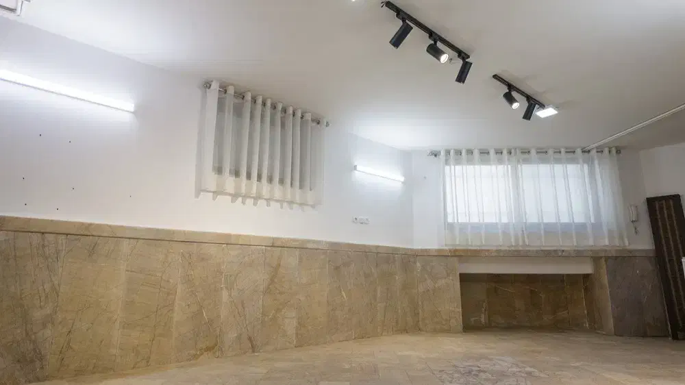 دفتر کار با لوکیشن خوب و درب مستقل|اجارهٔ دفتر کار، اتاق اداری، مطب|مشهد, نیروی هوایی|دیوار