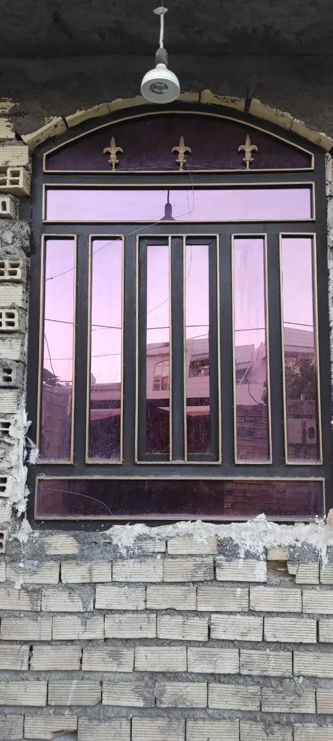 یک عدد پنجره|مصالح و تجهیزات ساختمان|دوگنبدان, |دیوار