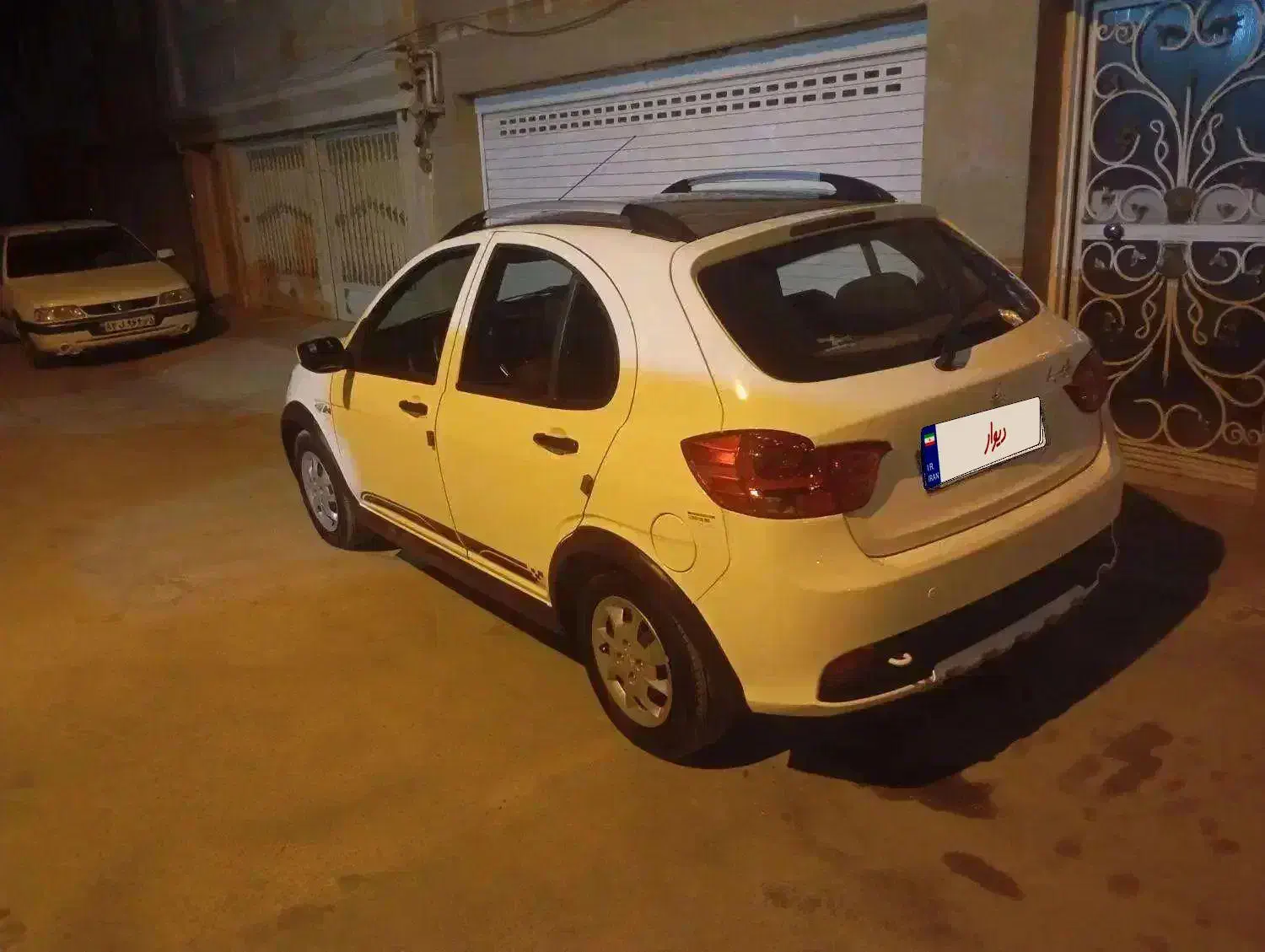 کوییک R مدل1404 سفید مشکی فول درحد خشک درحدخشک|خودرو سواری و وانت|یزد, |دیوار