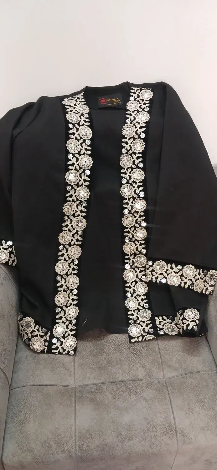 کت مجلسی|لباس|تربت جام, مسکن مهر|دیوار