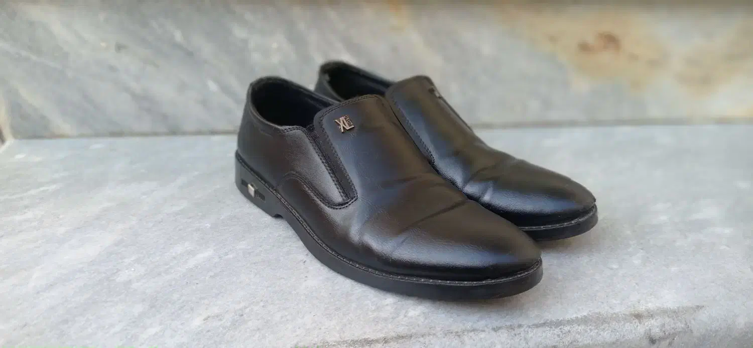 کفش کالج|کیف، کفش، کمربند|ساوه, |دیوار