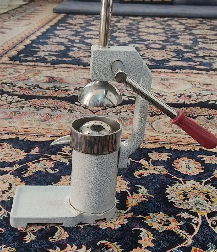 آب انار گیری|آبمیوهگیر و آبمرکباتگیر|شیراز, عفیفآباد|دیوار