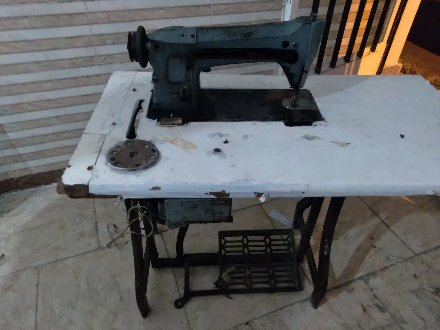 نچرخ خیاطی صنعتی سنگین دونخ بدون ایراد|چرخ خیاطی و ریسندگی|مشگین شهر, |دیوار