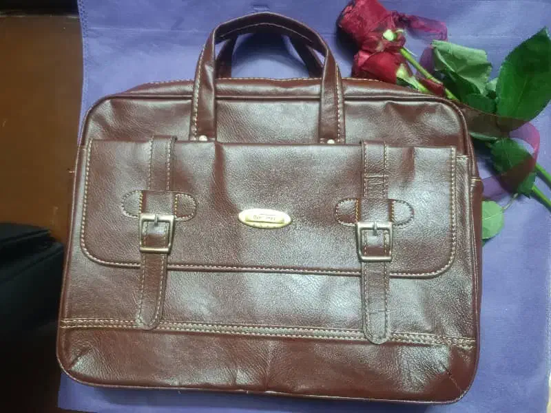 کیف اداری وکالت|کیف، کفش، کمربند|قم, زنبیل آباد|دیوار