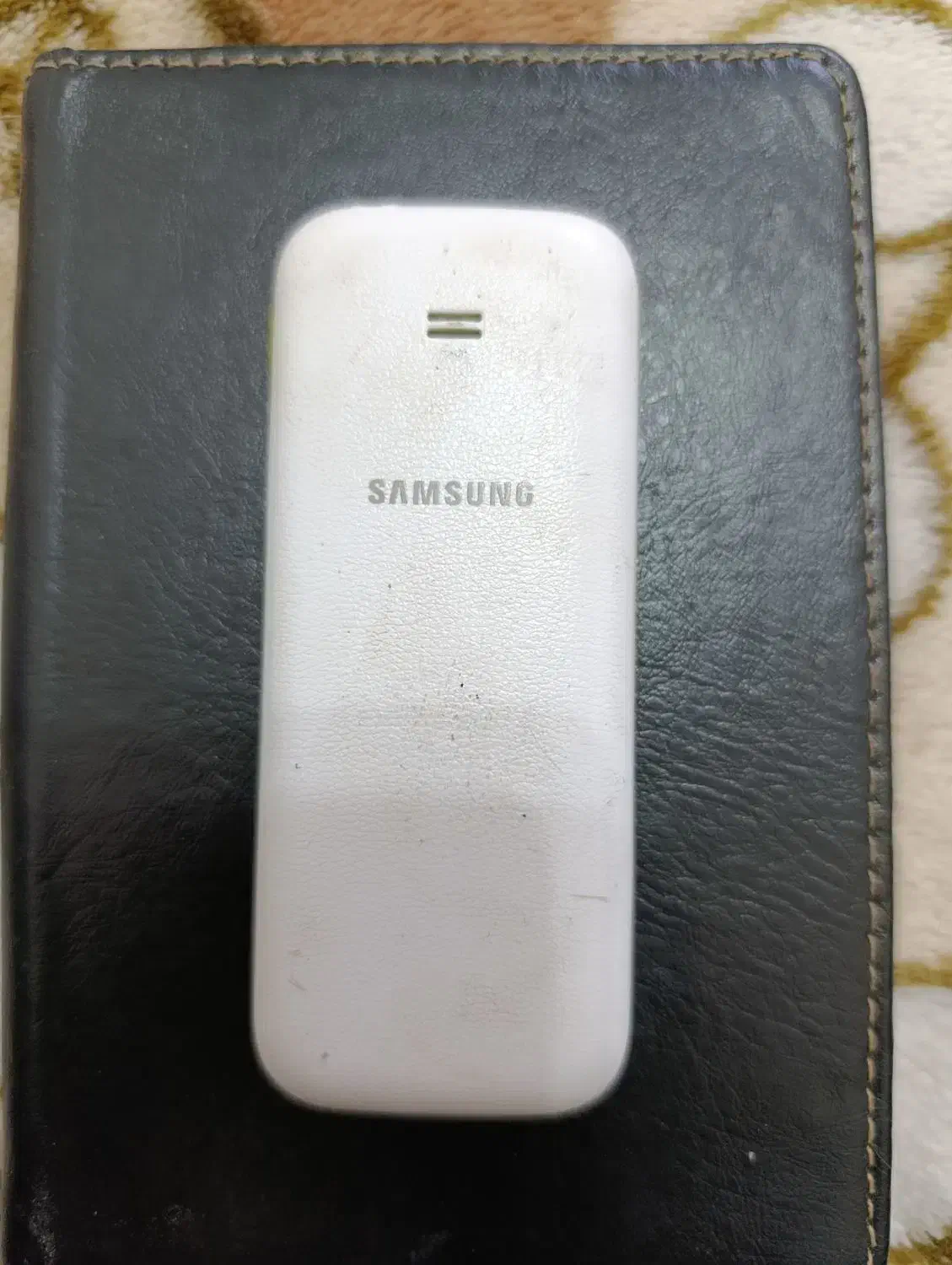 گوشی ساده|موبایل|نجفآباد, پادگان|دیوار