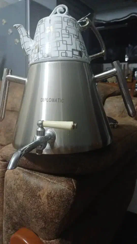 کتری وقوری سالم وتمیز|قوری، کتری، قهوهساز دستی|تهران, خاک سفید|دیوار