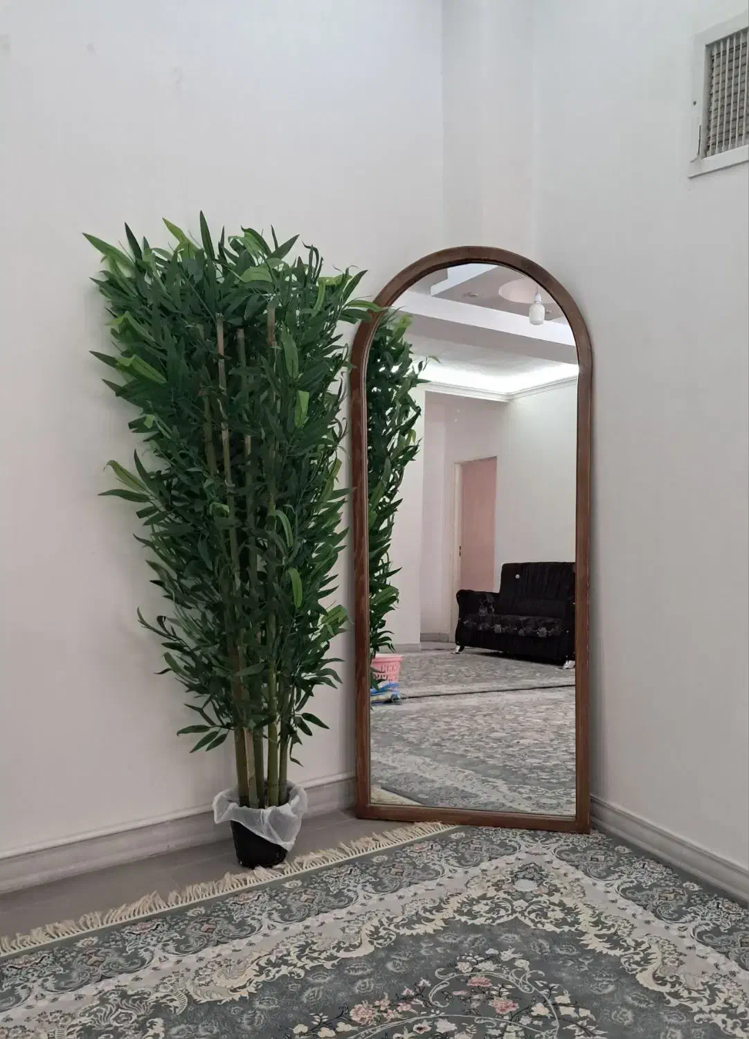 آینه قدی عرض ۷۵ارتفاع ۱۷۵ دور چوب روس|آینه|اشتهارد, |دیوار