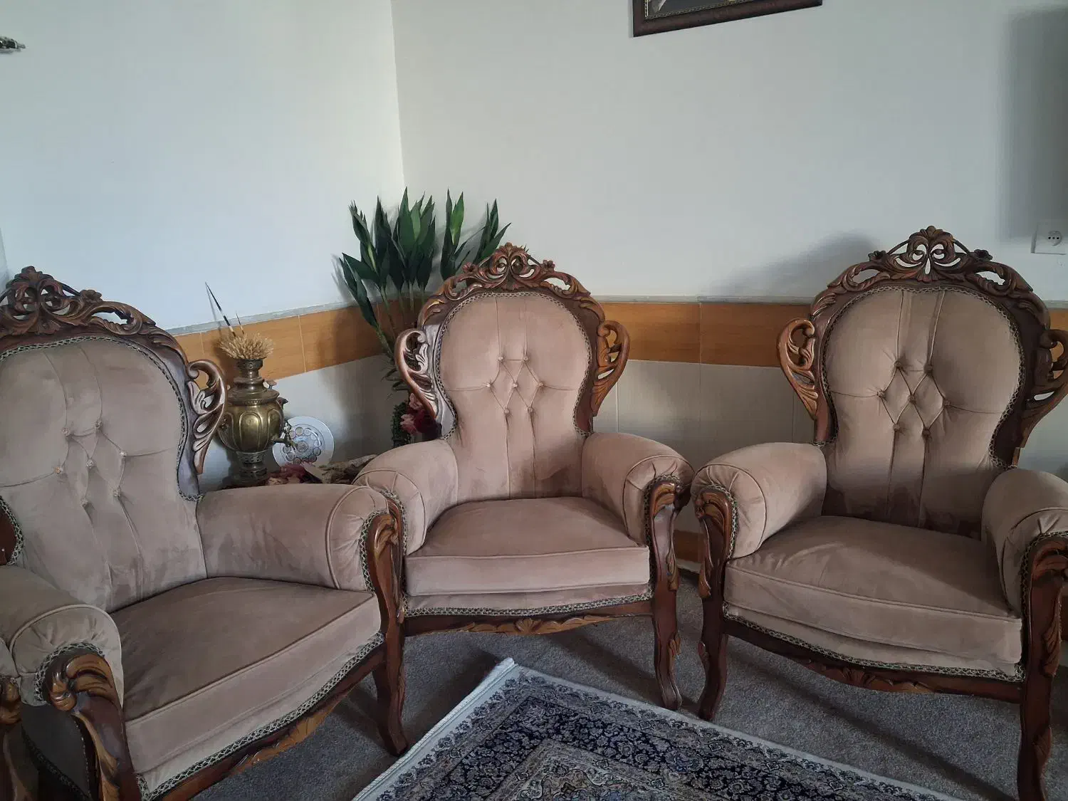 مبل خیلی  محکمی|مبلمان خانگی و میز عسلی|قم, انسجام|دیوار