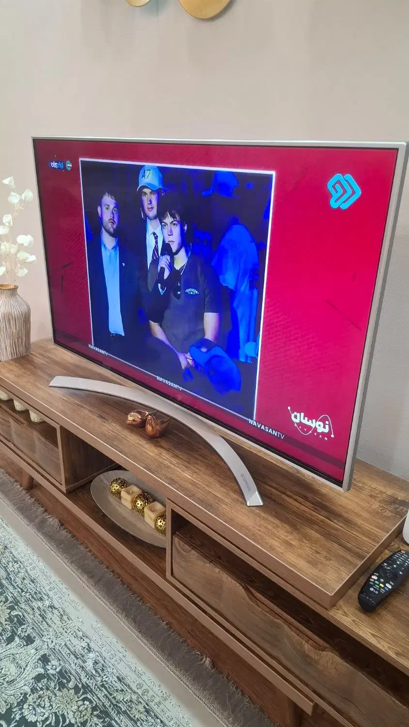 تلویزیون ال جی 49 LG|تلویزیون و پروژکتور|امیدیه, |دیوار