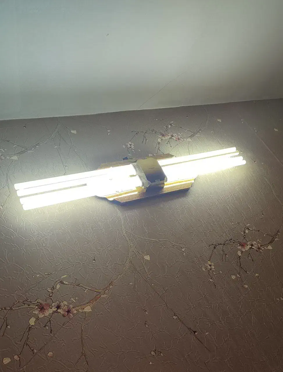 مهتابی۱۶۰وات چهار لامپه|لامپ و چراغ|شهریار, شهرک وائین|دیوار