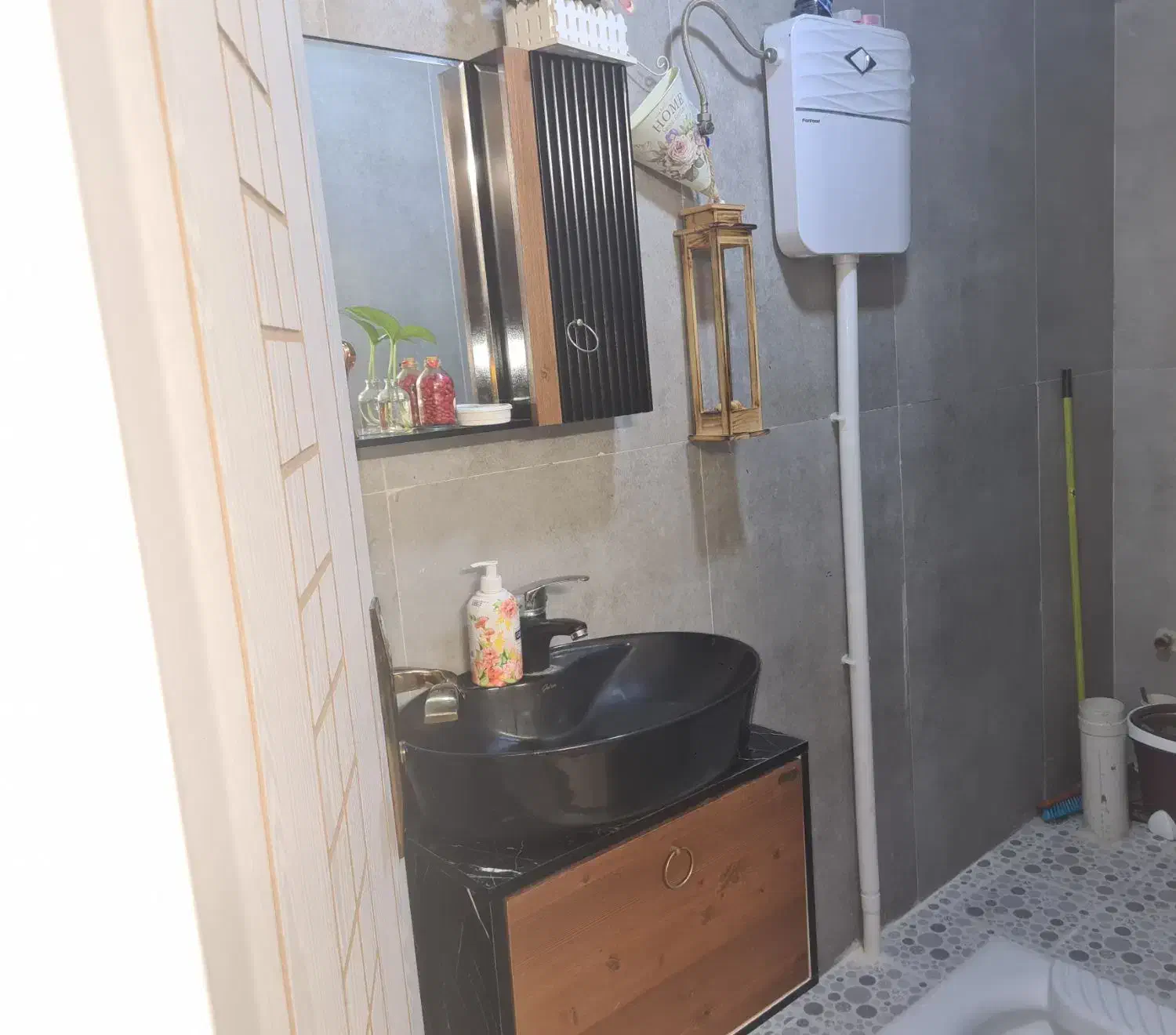 عباس دوران ۸۰ متر همکف قولنامه ای|فروش آپارتمان|اصفهان, مارچین|دیوار