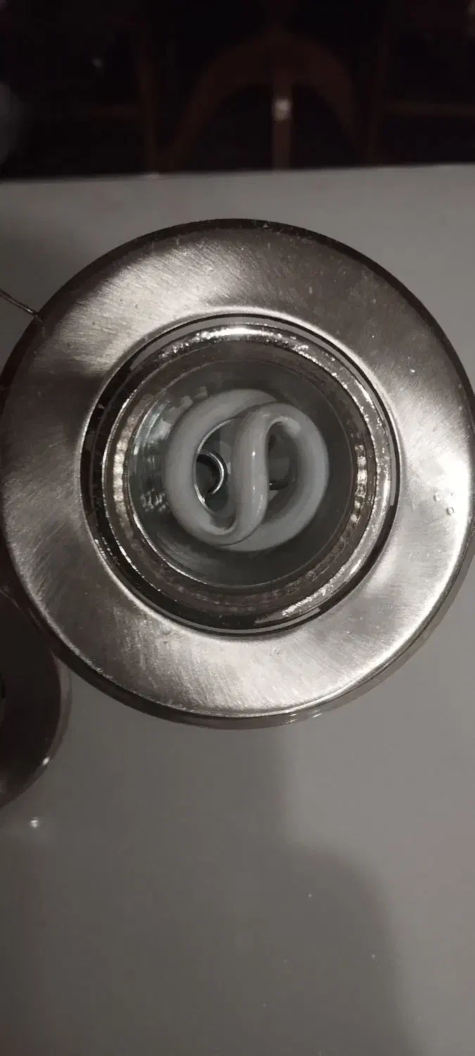 فرم استیل لامپ هالوژنی با لامپ درحدنو|لامپ و چراغ|مشهد, احمدآباد|دیوار