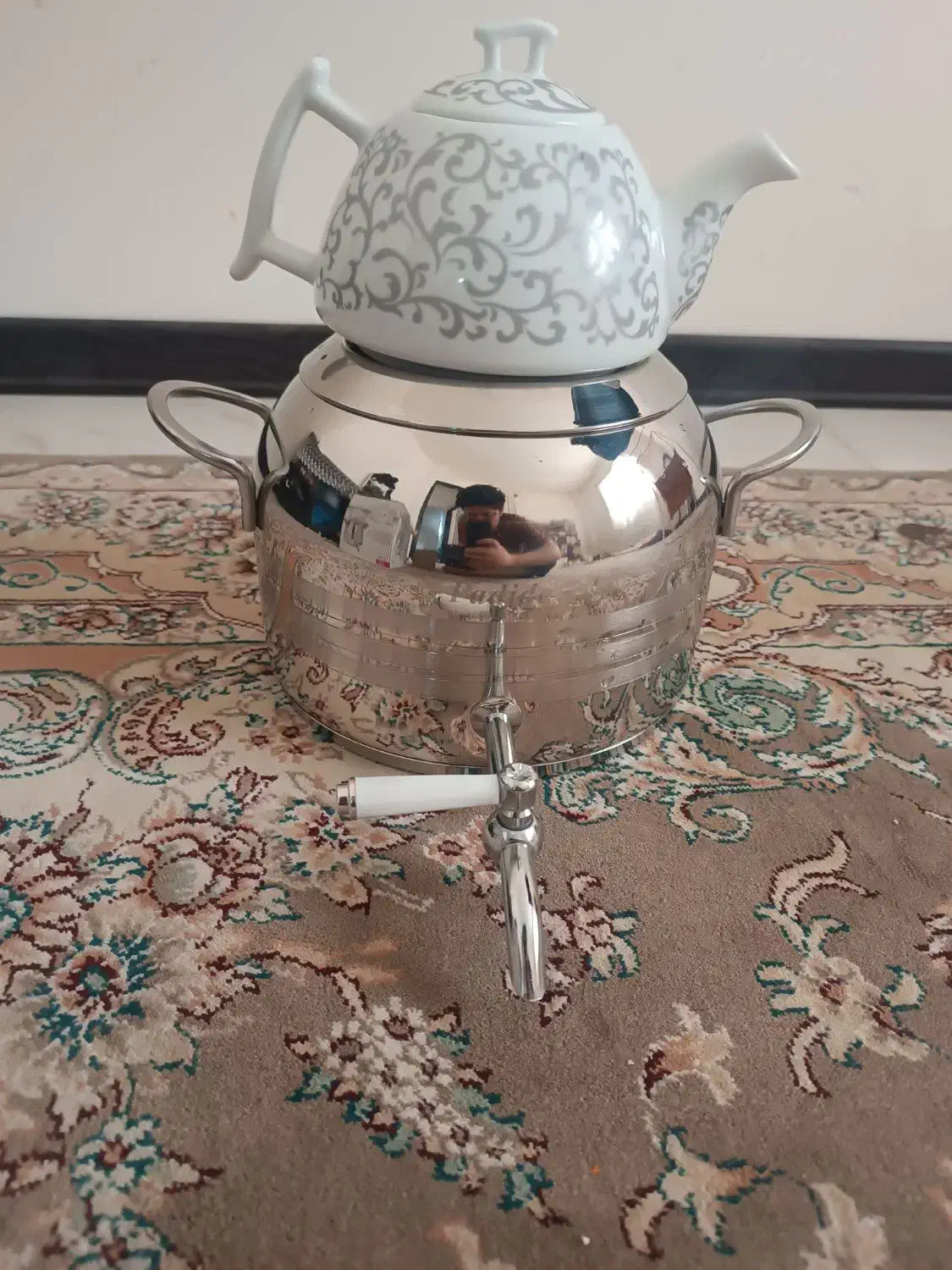 کتری کرال|قوری، کتری، قهوهساز دستی|پرند, فاز ۶|دیوار