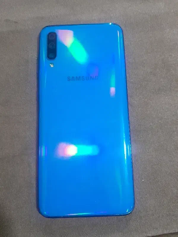 گوشی a70درحدنو|موبایل|بومهن, |دیوار