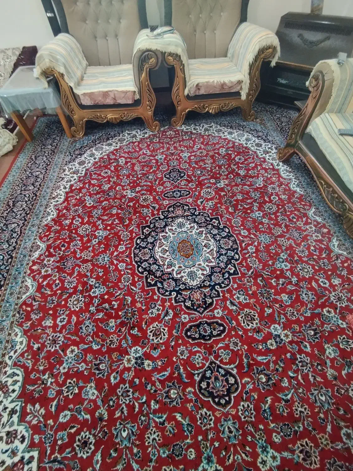 یک تخته فرش ۱۲ متری ۵۰۰ شانه|فرش|آمل, |دیوار