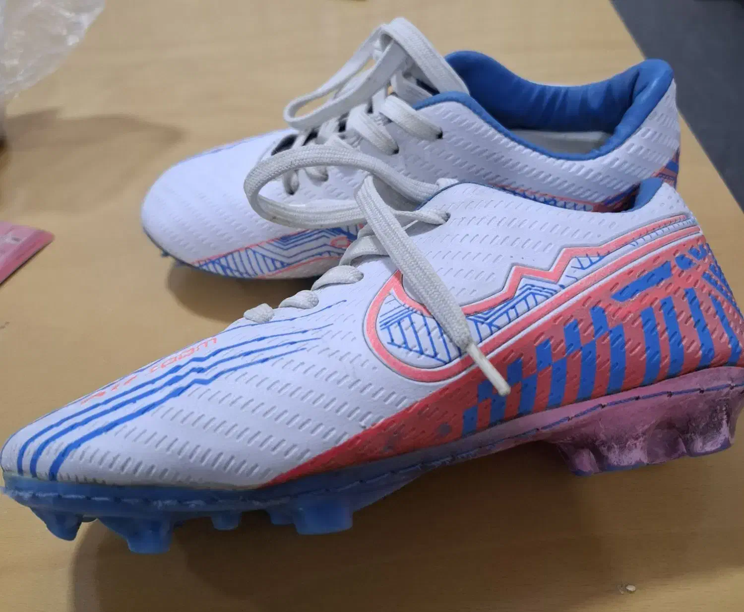 کفش چمن|کیف، کفش، کمربند|سرپل ذهاب, |دیوار