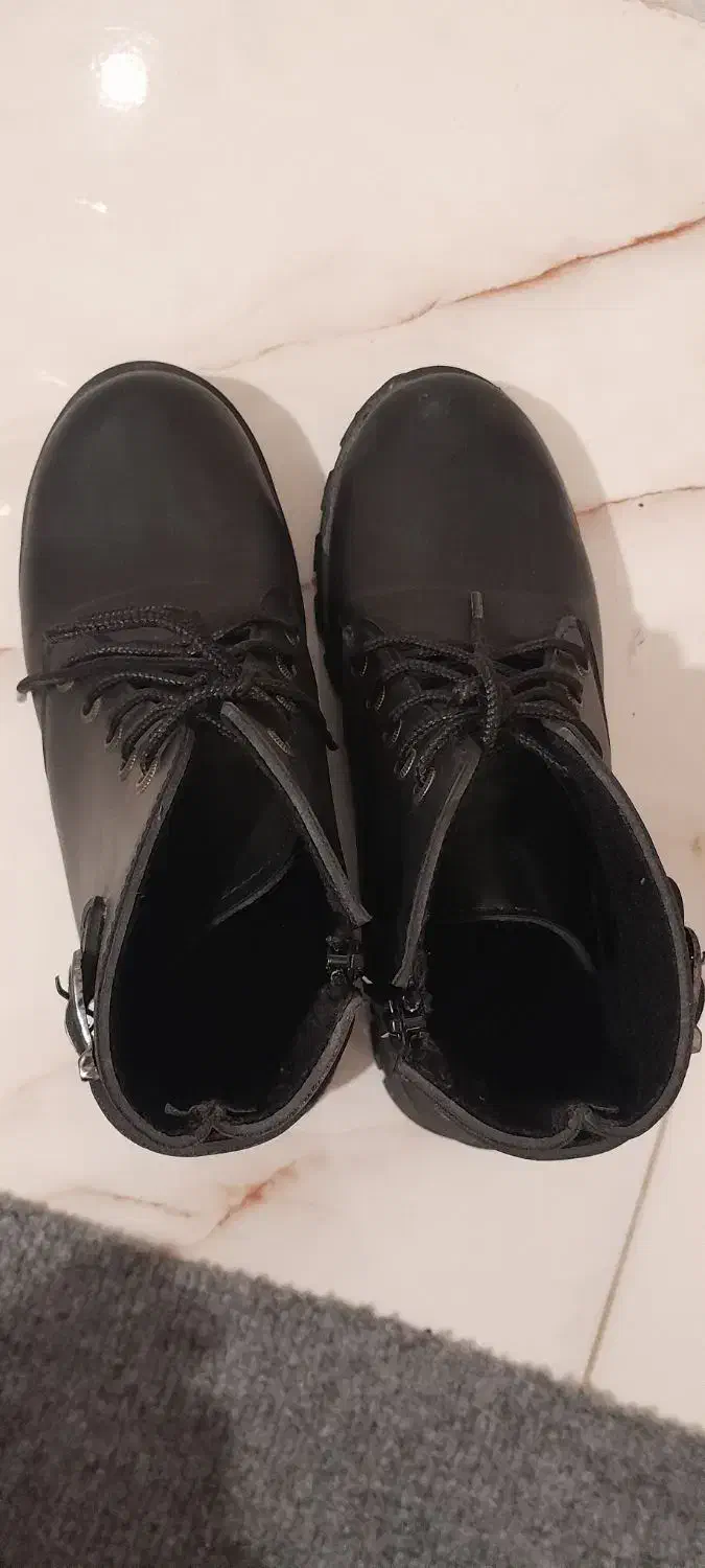 کفش نیم بوت سایز ۳۸|کیف، کفش، کمربند|کلاله, |دیوار