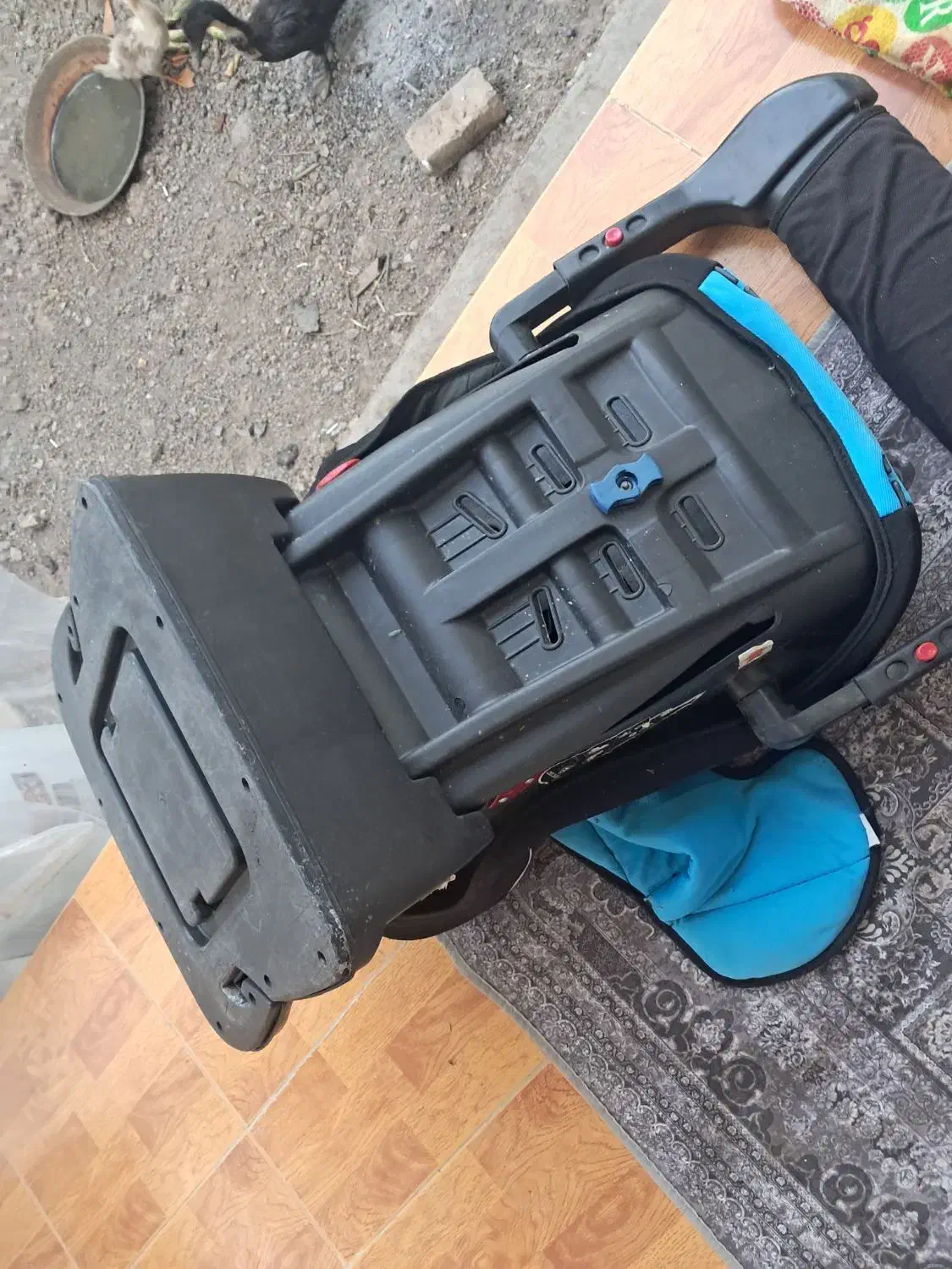 صندلی ماشین کودک|تخت و صندلی بچه|مزرعه کتول, |دیوار