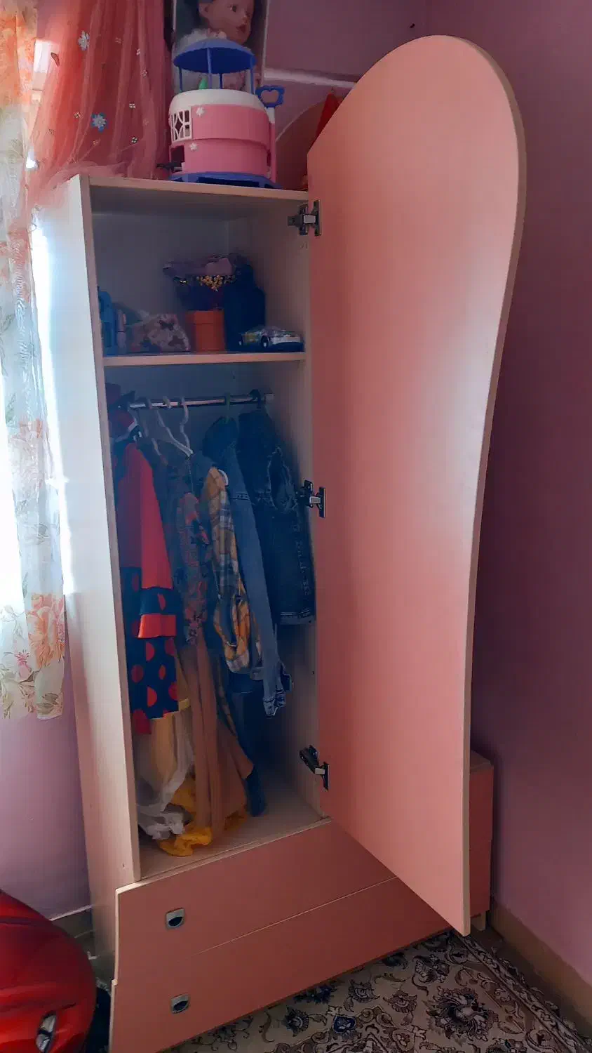 تخت و کمد|اسباب و اثاث بچه|کرمانشاه, |دیوار