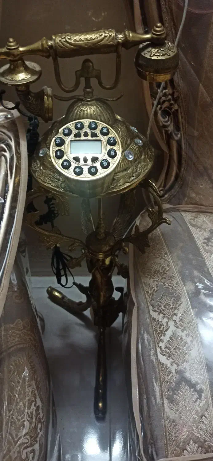 تلفن برنزی|تلفن رومیزی|قم, کیوانفر|دیوار