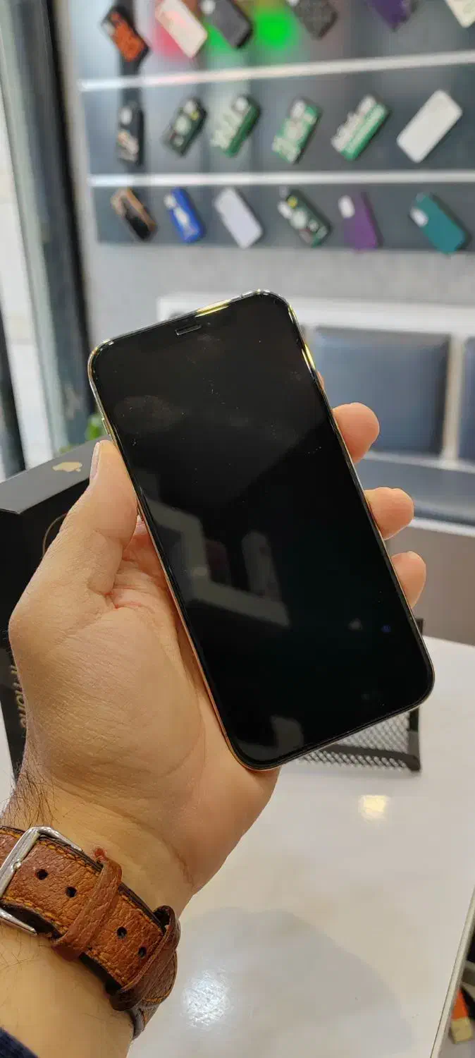 آیفون 12پرو 256 ZAA|موبایل|اصفهان, چرخاب|دیوار