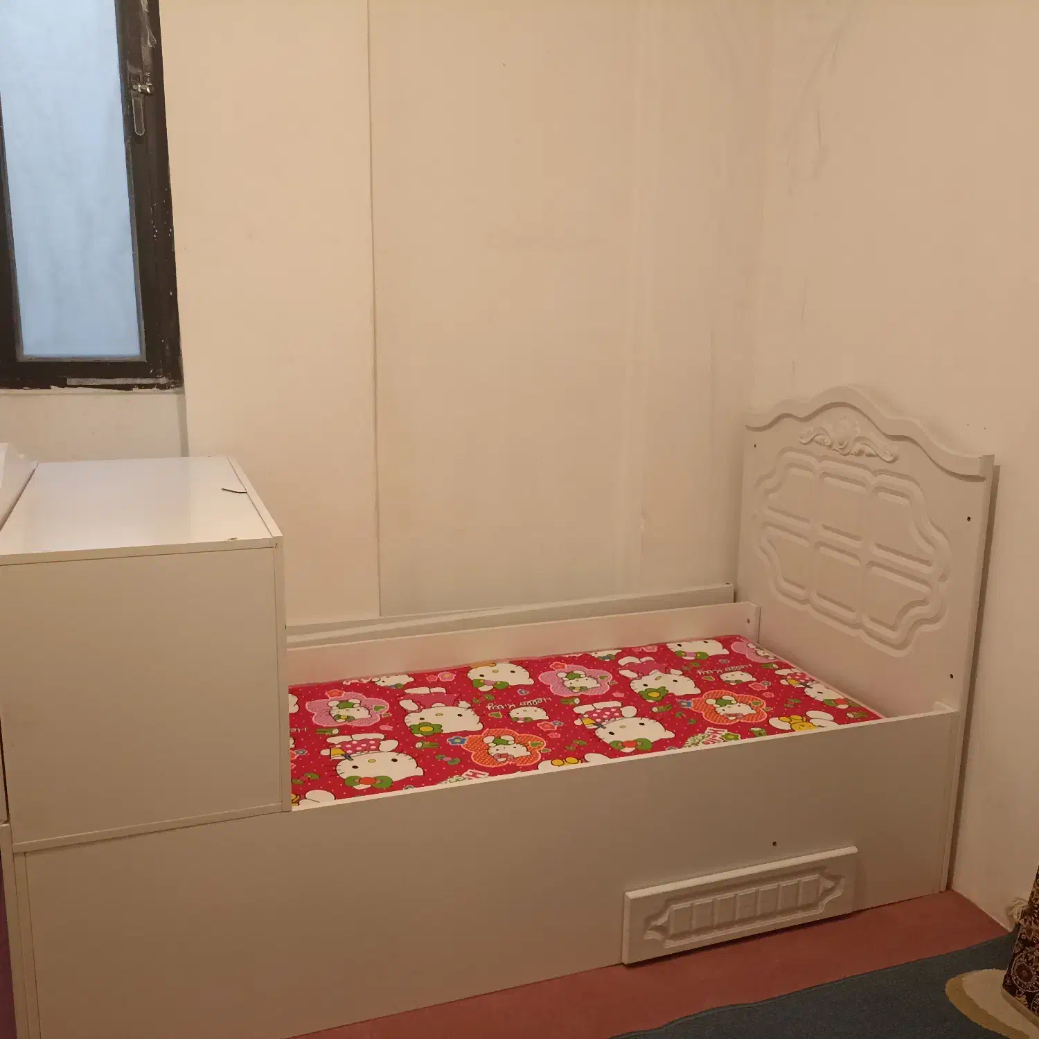 تخت و کمد نوزادی،کودک،نوجوانی تا سن بزرگسالی|تخت و صندلی بچه|ابهر, |دیوار