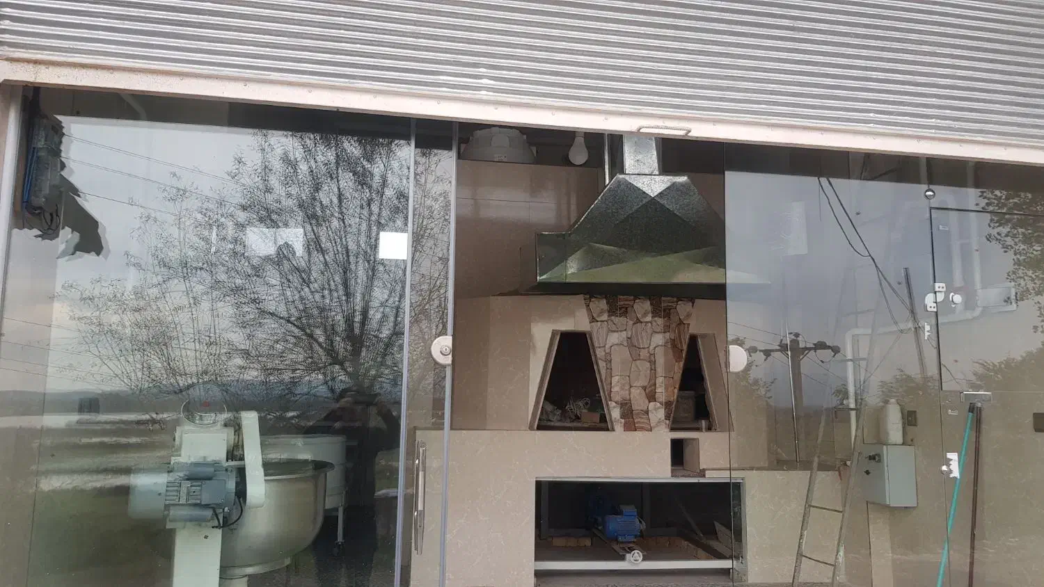 تنور سنگکی سنتی|فروشگاه و مغازه|سیاهکل, |دیوار