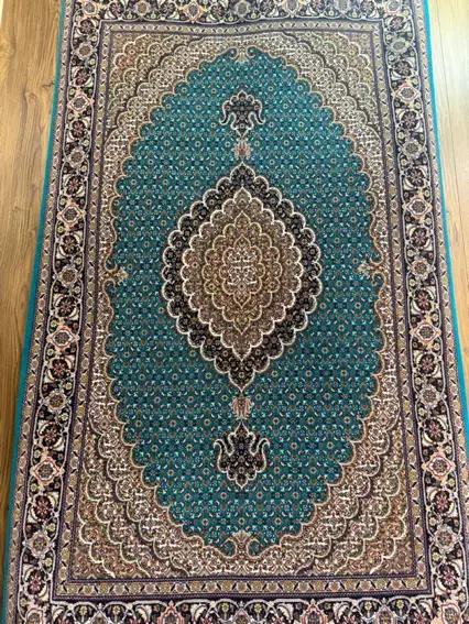 فرش دستباف زرع‌و‌نیم نقشه ماهی ۵۰ رج|فرش|تبریز, |دیوار