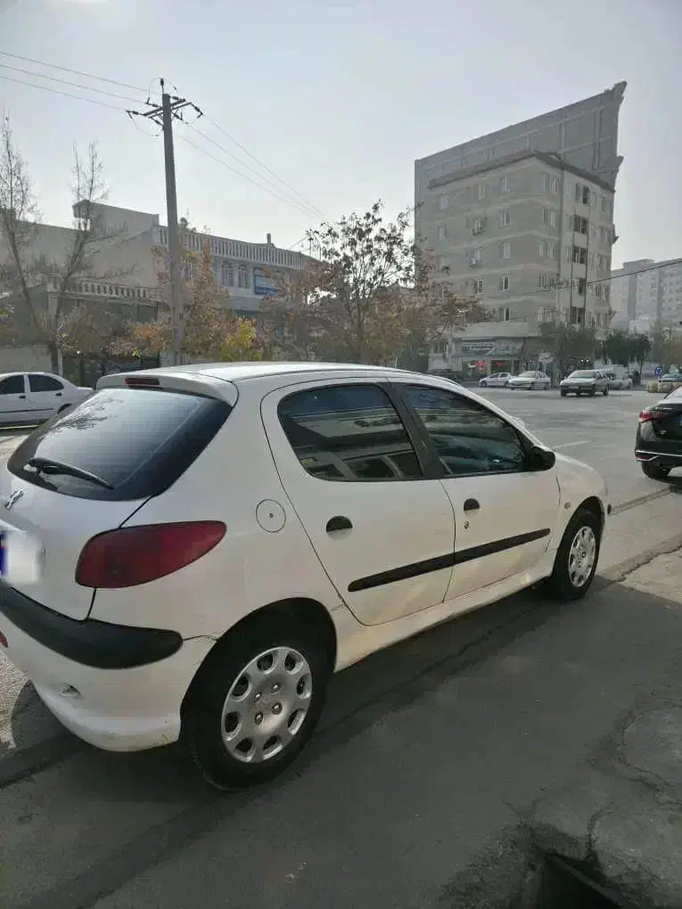 پژو ۲۰۶ مدل ۸۱|خودرو سواری و وانت|ارومیه, |دیوار