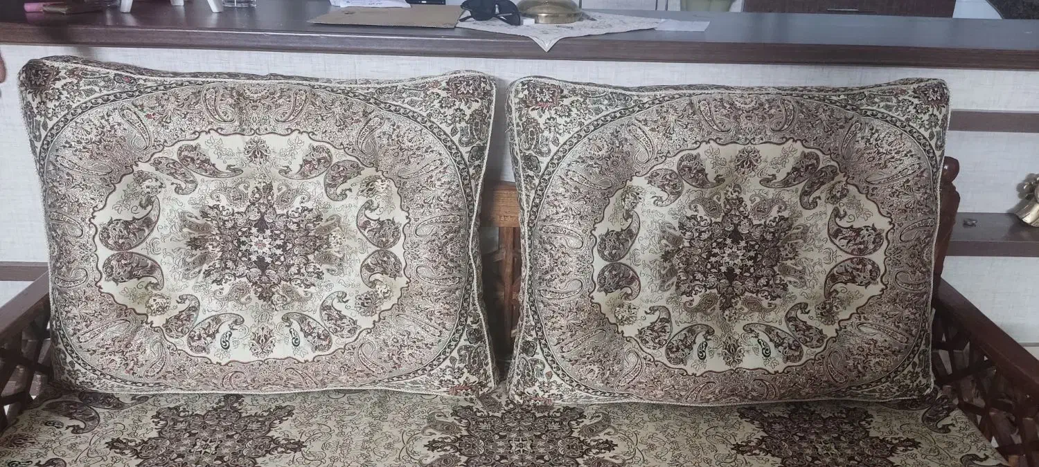 پشتی شاه نشین ترمه|پشتی|بروجرد, |دیوار