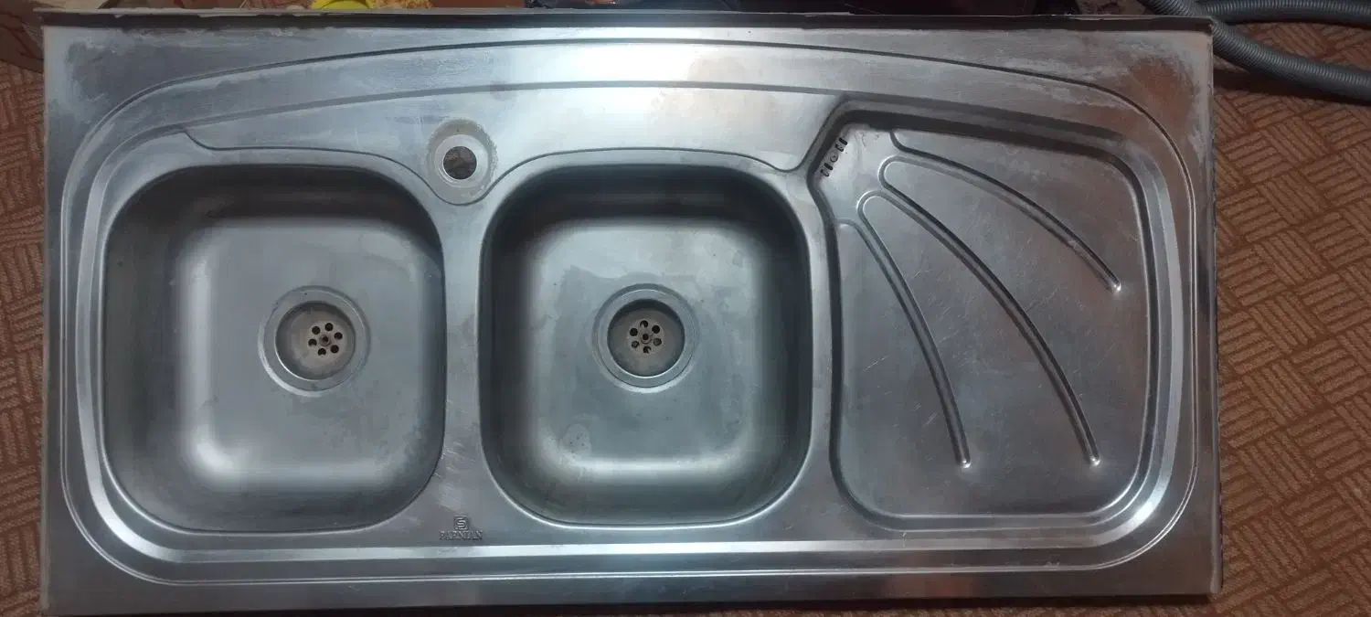 سینک در حد نو و سالم|لوازم سرویس بهداشتی|امیدیه, |دیوار