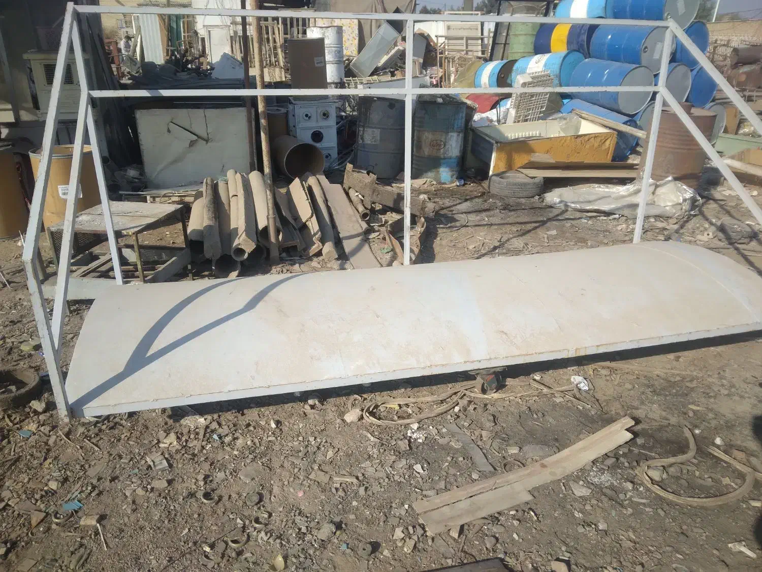 گاری فرش وقفسه رنگ فرش|ابزارآلات|کاشان, شهرک صنعتی راوند|دیوار